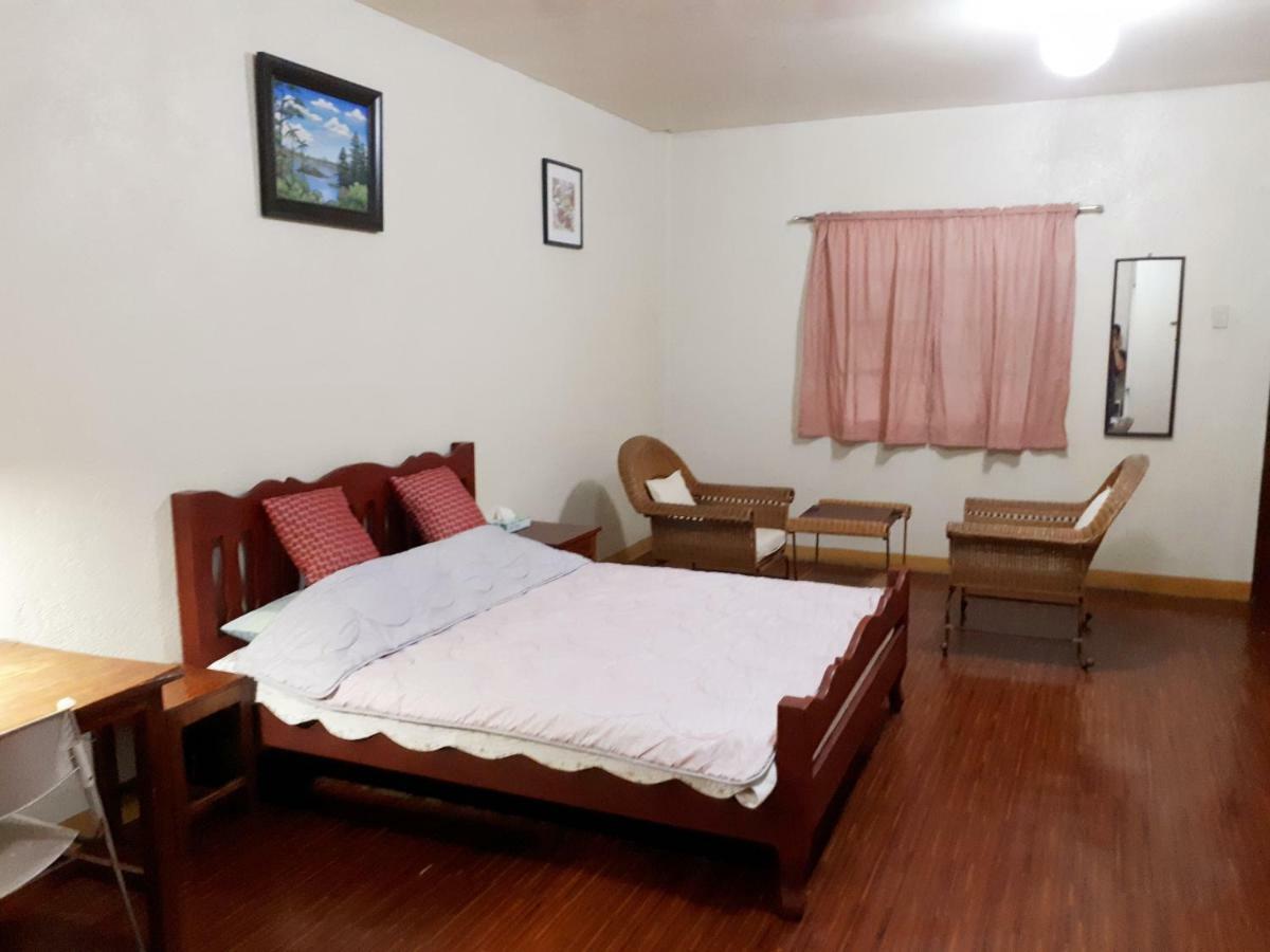 Minine Guesthouse Silang 외부 사진