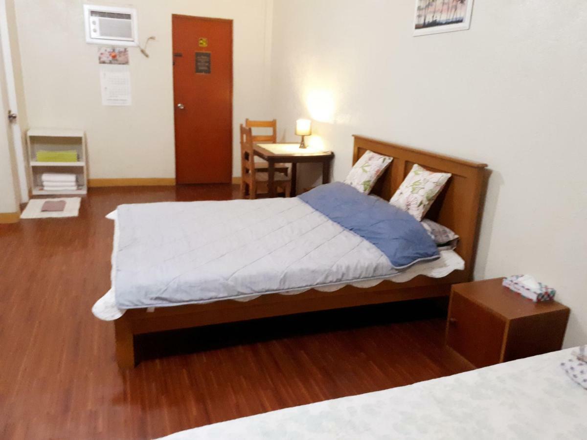 Minine Guesthouse Silang 외부 사진