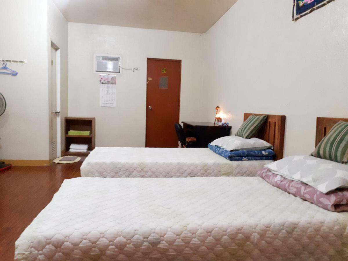 Minine Guesthouse Silang 외부 사진