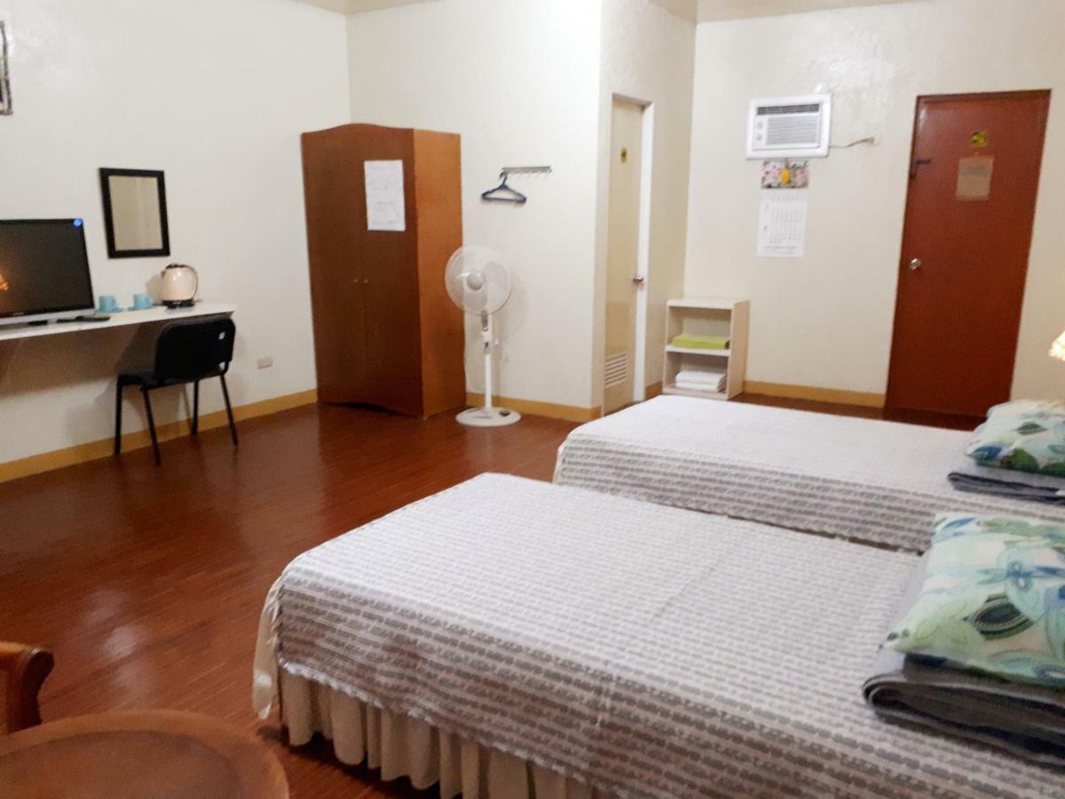 Minine Guesthouse Silang 외부 사진